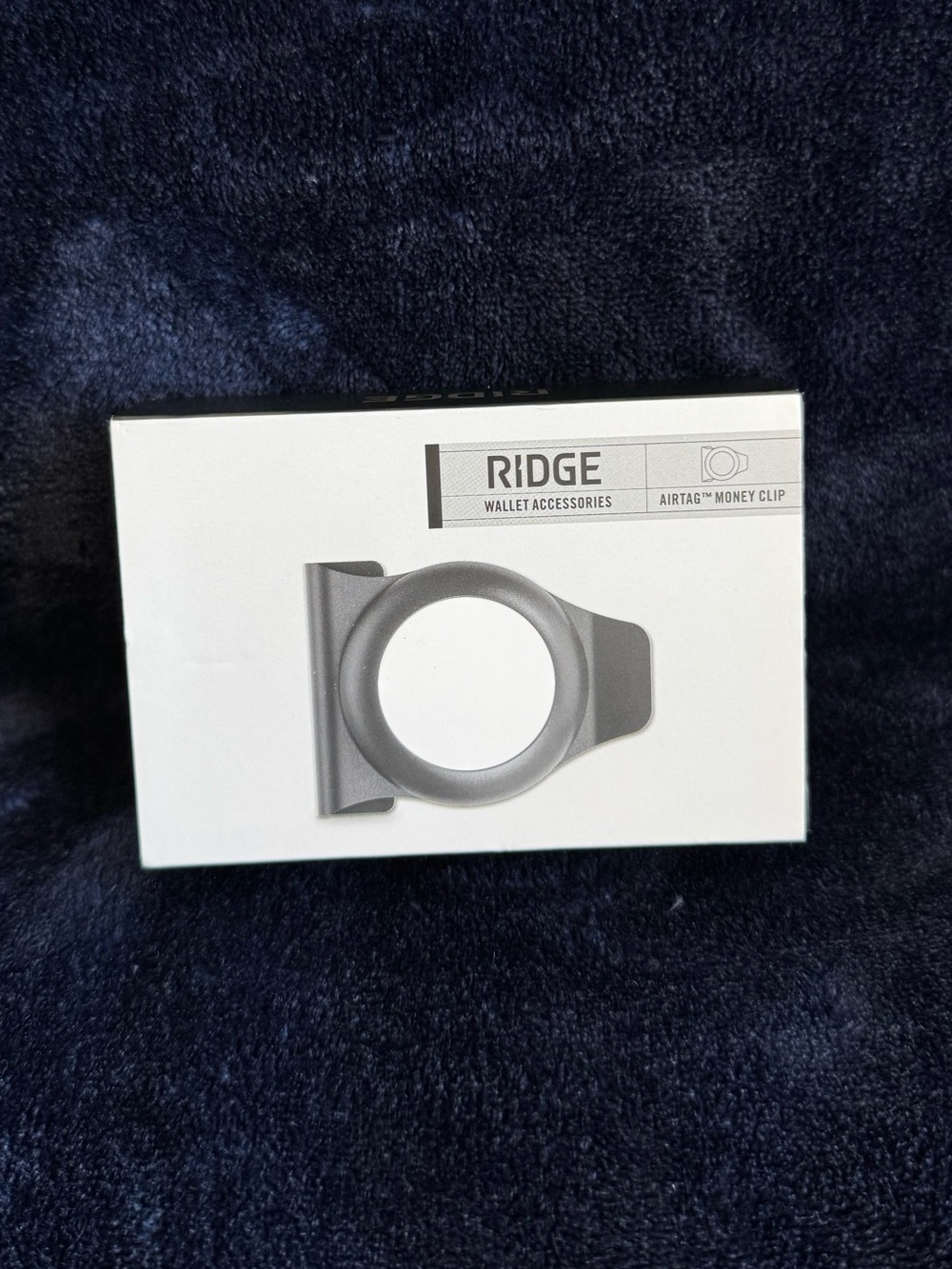 Ridge AirTag Money Clip in black - Wallet Accessory